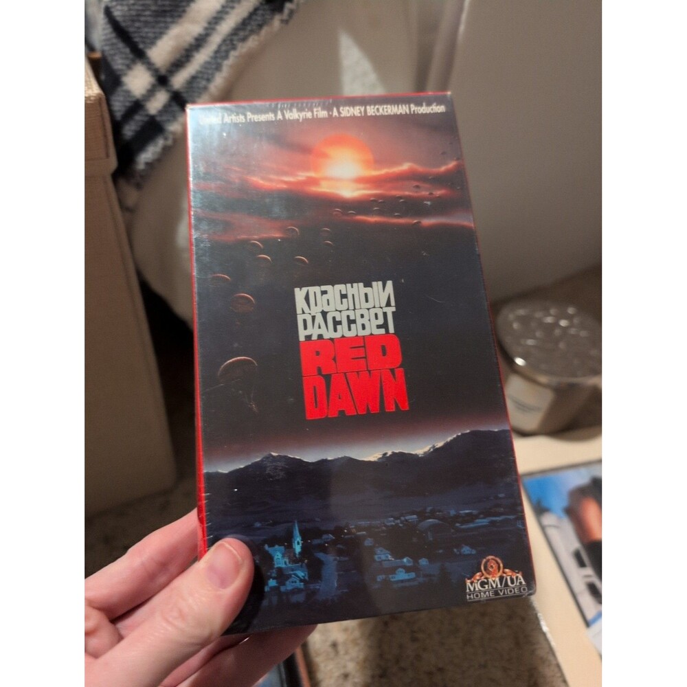 Red Dawn VHS Vintage 1984 Big Box Patrick Swayze Charlie Sheen NEW SEALED